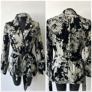 Womens Oilily Jacket Velvet black & White floral 8